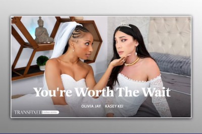 Kasey Kei Stars In New Transfixed Scene, “You’re Worth The Wait”