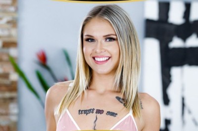 Juliana Marie Snags 1st Industry Nomination