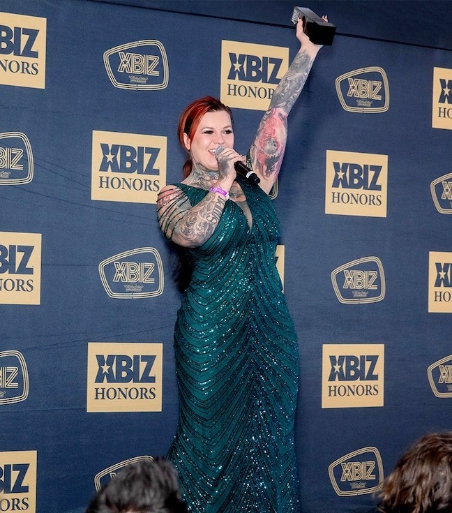 Sabien Demonia Wins Creator Brand Ambassador Of The Year At Xbiz